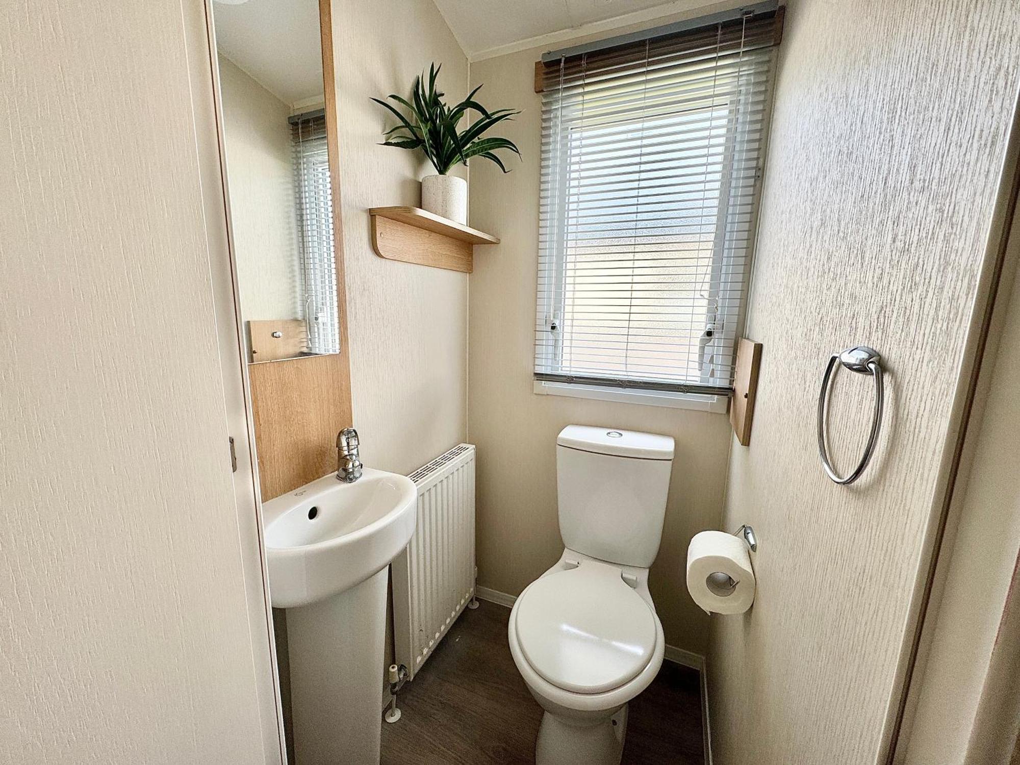 Haven Seashore Holiday Park Caister-on-Sea Exterior photo